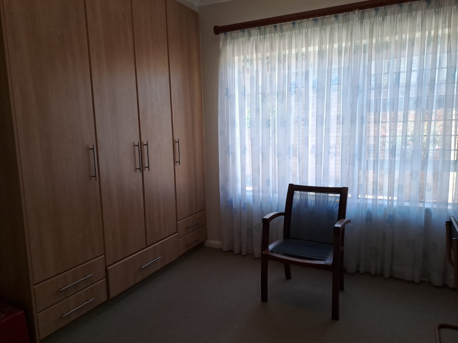 2 Bedroom Property for Sale in Dormehls Drift Western Cape